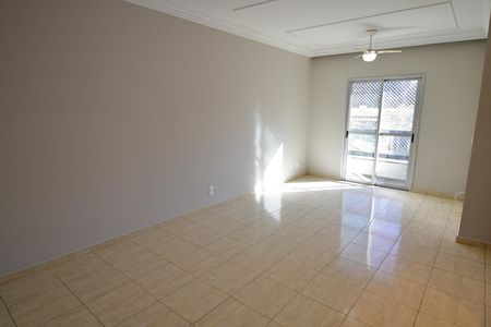 Sala de apartamento à venda com 3 quartos, 90m² em Chácara Primavera, Campinas