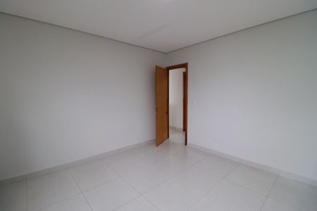 Casa para alugar com 80m², 2 quartos e 1 vagaQuarto 1