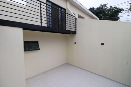Casa para alugar com 80m², 2 quartos e 1 vagaGaragem 