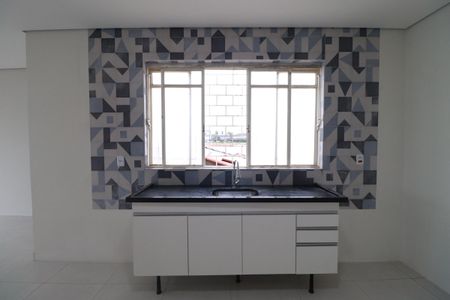 Casa para alugar com 80m², 2 quartos e 1 vagaCozinha 