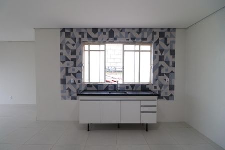 Cozinha  de casa para alugar com 2 quartos, 80m² em Vila Elisa, Ribeirão Preto