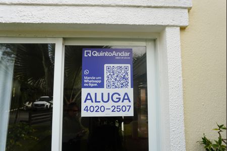 Casa de condomínio para alugar com 180m², 3 quartos e sem vagaFachada
