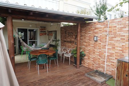 Casa de condomínio para alugar com 180m², 3 quartos e sem vagaÁrea de Lazer