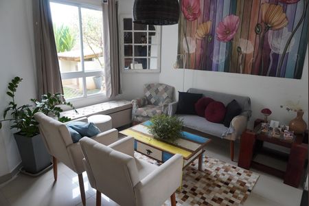 Sala Íntima de casa de condomínio para alugar com 3 quartos, 180m² em Tamboré, Santana de Parnaíba