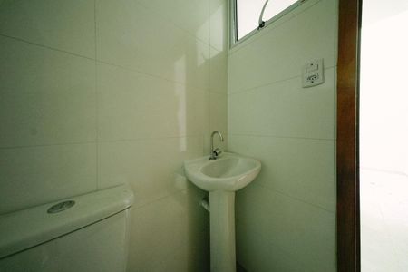 Apartamento à venda com 40m², 2 quartos e sem vagaBanheiro