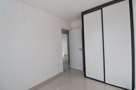 Apartamento para alugar com 69m², 2 quartos e 2 vagas Apartamento para alugar com 69m², 2 quartos e 2 vagasQuarto 2