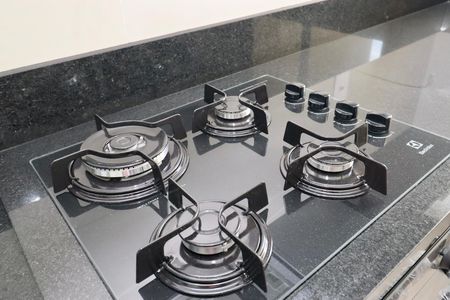 Cozinha de apartamento para alugar com 2 quartos, 69m² em Brotas, Salvador