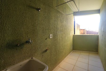 Apartamento para alugar com 70m², 2 quartos e 1 vaga Apartamento para alugar com 70m², 2 quartos e 1 vagaÁrea de Serviço