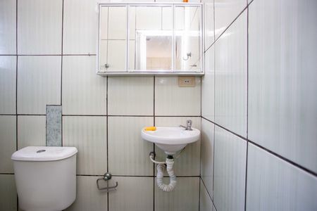Casa para alugar com 48m², 1 quarto e sem vagaBanheiro