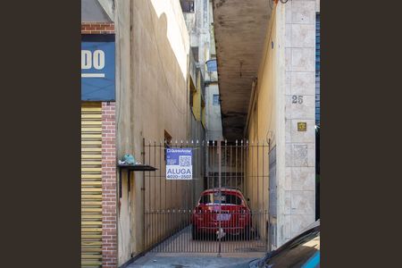 Fachada de casa para alugar com 1 quarto, 48m² em Eldorado, Diadema