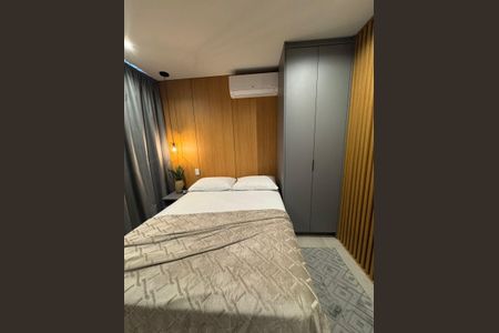 Studio para alugar com 27m², 1 quarto e sem vaga Studio para alugar com 27m², 1 quarto e sem vagaSala / Quarto