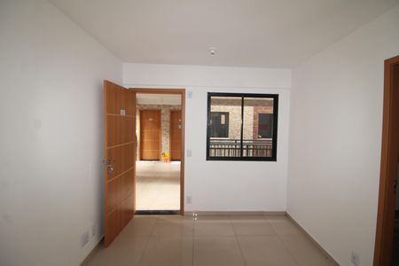 Sala / Cozinha de apartamento para alugar com 2 quartos, 37m² em Vila Amalia (zona Norte), São Paulo