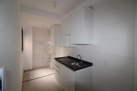 Apartamento para alugar com 37m², 2 quartos e sem vagaSala / Cozinha