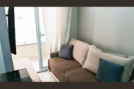 Apartamento para alugar com 2 quartos, 70m² em Del Castilho, Rio de Janeiro