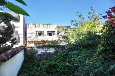 Quintal de casa à venda com 3 quartos, 400m² em Sagrada Família, Belo Horizonte