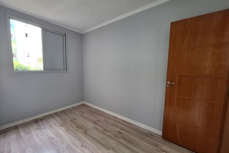 Quarto 2 de apartamento para alugar com 2 quartos, 45m² em Parque Sao Vicente, Santo André