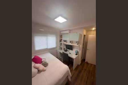 Apartamento à venda com 178m², 3 quartos e 3 vagas Apartamento à venda com 178m², 3 quartos e 3 vagasQuarto