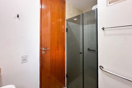 Banheiro Social de apartamento para alugar com 3 quartos, 65m² em Baeta Neves, São Bernardo do Campo