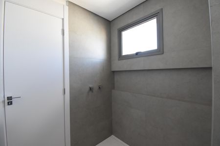Apartamento à venda com 137m², 3 quartos e 2 vagasBanheiro da Suíte