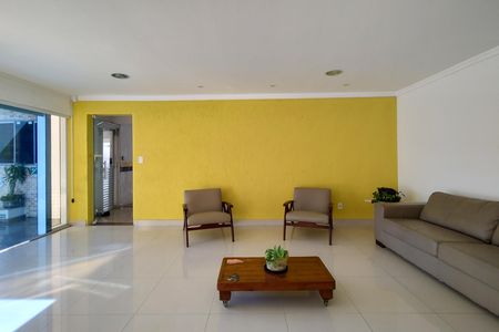 Apartamento para alugar com 92m², 3 quartos e 1 vaga Apartamento para alugar com 92m², 3 quartos e 1 vagaHall de entrada