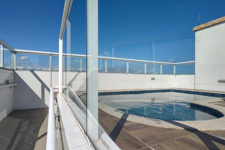 Apartamento para alugar com 92m², 3 quartos e 1 vaga Apartamento para alugar com 92m², 3 quartos e 1 vagaÁrea comum - Piscina