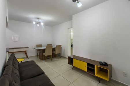 Sala de apartamento para alugar com 3 quartos, 92m² em Cidade Ocian, Praia Grande