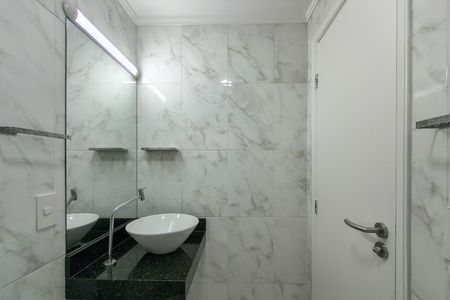 Apartamento para alugar com 92m², 3 quartos e 1 vaga Apartamento para alugar com 92m², 3 quartos e 1 vagaBanheiro da Suíte