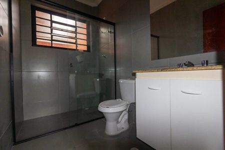 Studio para alugar com 42m², 1 quarto e sem vaga Studio para alugar com 42m², 1 quarto e sem vagaBanheiro