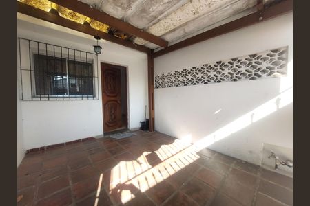 Garagem de casa para alugar com 2 quartos, 70m² em Vila Campo Grande, São Paulo