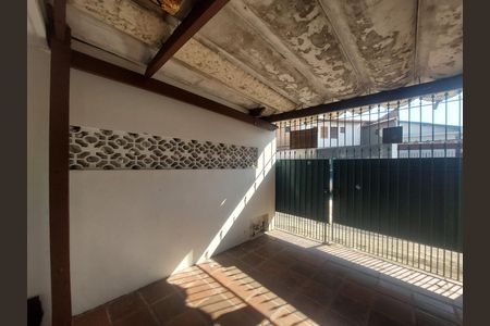 Garagem de casa para alugar com 2 quartos, 70m² em Vila Campo Grande, São Paulo