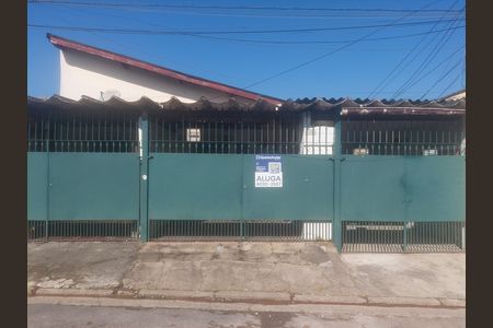 Fachada Placa QuintoAndar instalada de casa para alugar com 2 quartos, 70m² em Vila Campo Grande, São Paulo