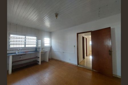 Cozinha de casa para alugar com 2 quartos, 70m² em Vila Campo Grande, São Paulo