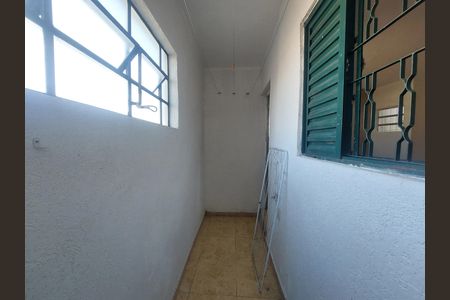 Varanda Quarto 2 de casa para alugar com 2 quartos, 70m² em Vila Campo Grande, São Paulo