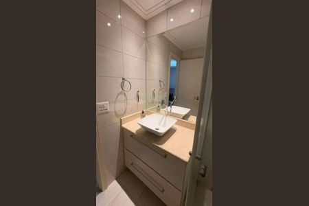 Apartamento à venda com 67m², 3 quartos e 2 vagas Apartamento à venda com 67m², 3 quartos e 2 vagasBanheiro
