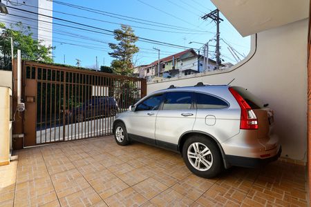 Garagem de casa à venda com 3 quartos, 141m² em Jardim Lar Sao Paulo, São Paulo