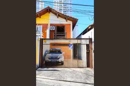 Fachada de casa à venda com 3 quartos, 141m² em Jardim Lar Sao Paulo, São Paulo