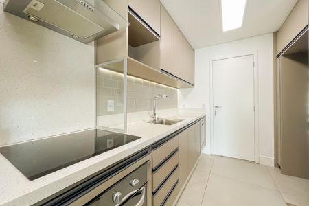 Apartamento à venda com 92m², 3 quartos e 2 vagas Apartamento à venda com 92m², 3 quartos e 2 vagasCozinha