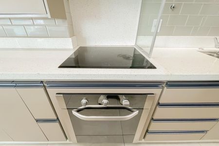 Apartamento à venda com 92m², 3 quartos e 2 vagas Apartamento à venda com 92m², 3 quartos e 2 vagasCozinha