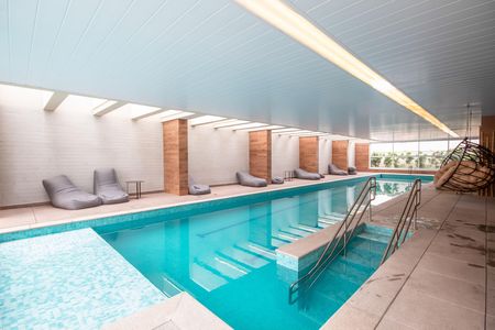 Apartamento à venda com 92m², 3 quartos e 2 vagas Apartamento à venda com 92m², 3 quartos e 2 vagasÁrea comum - Piscina