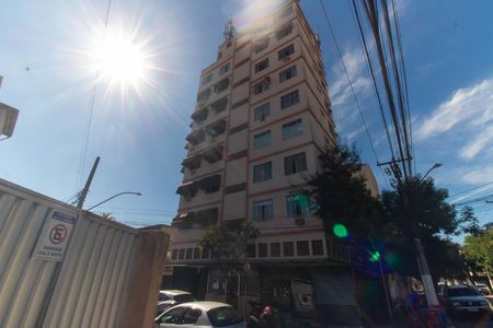 Fachada de apartamento para alugar com 2 quartos, 45m² em Centro, Niterói