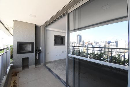 Apartamento à venda com 157m², 3 quartos e 3 vagasSacada