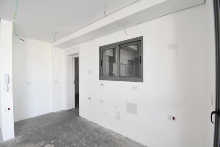 Sala e cozinha de apartamento à venda com 2 quartos, 147m² em Centro, Curitiba