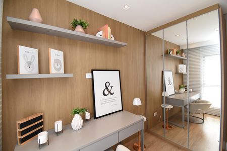 Suíte 2 de apartamento à venda com 2 quartos, 137m² em Centro, Curitiba