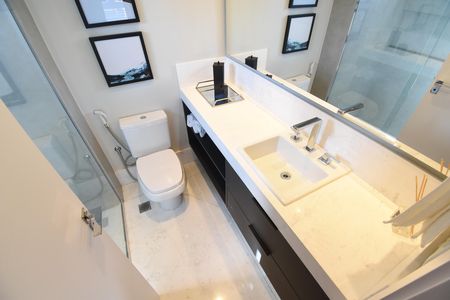 Apartamento à venda com 137m², 2 quartos e 2 vagasBanheiro da Suíte