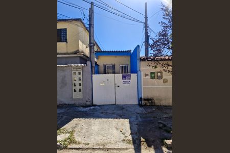 Fachada de casa para alugar com 1 quarto, 40m² em Padre Miguel, Rio de Janeiro