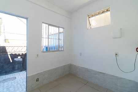 Sala/Cozinha de casa para alugar com 1 quarto, 40m² em Padre Miguel, Rio de Janeiro