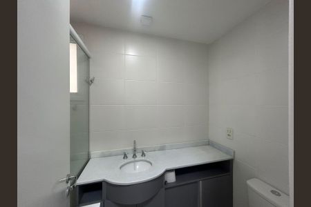 Apartamento para alugar com 78m², 3 quartos e 2 vagas Apartamento para alugar com 78m², 3 quartos e 2 vagasBanheiro da Suíte