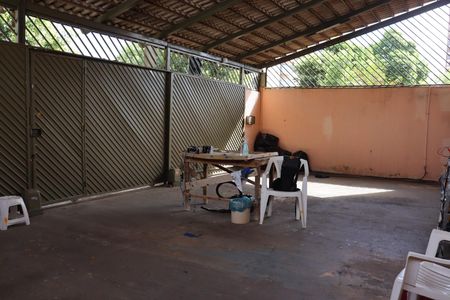 Casa à venda com 481m², 3 quartos e 6 vagasGaragem