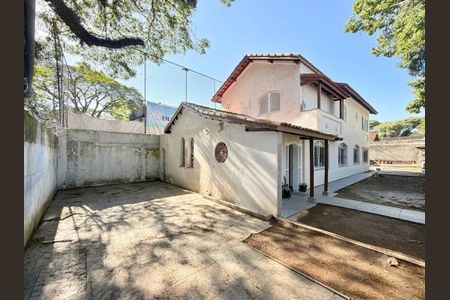 Garagem  de casa à venda com 3 quartos, 380m² em Santo Amaro, São Paulo