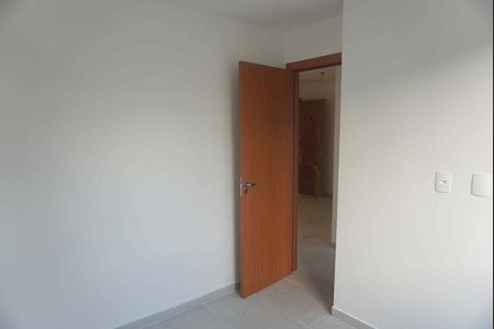 Quarto 2 de apartamento para alugar com 2 quartos, 49m² em Chácara Estela, Barueri